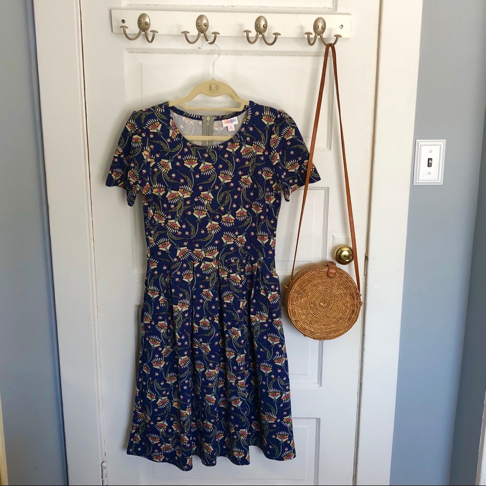 Lularoe M Amelia Floral Dress